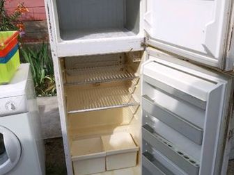 Холодильник роботает отлично с доставкой в Армавире