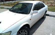 Toyota Camry 2.2 AT, 1998, седан