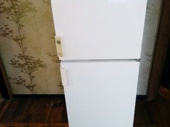 Холодильник не новый,  В нормальном рабочем состоянии,  Полки в наличии, в Белгороде