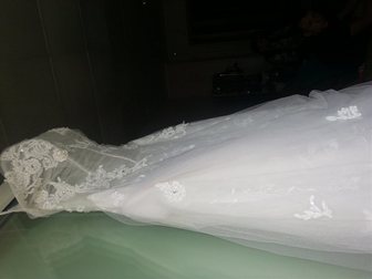 Скачать бесплатно изображение  срочно продам свадебное платье недорого, 32991312 в Биробиджане