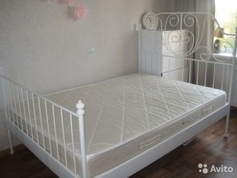 Кровать двуспальная 207 на 147,внутренние размеры 201 на 141,в эксплуатации 2 года,в отличном состоянии,без изъянов, Продается не только каркас кровати,но и реечное в Чебоксарах