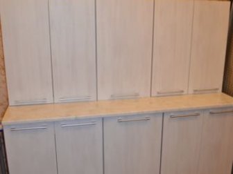 кухня цвет дуб беленый,  размер 1600 мм,  укомплектована сушкой,  предусмотрен шкаф под мойку,  мойка в комплектацию не входит,  в эксплуатации не была, в Калининграде
