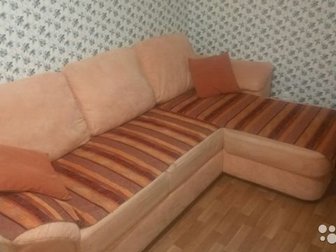 продаю диван б/у формула диванспальное место 2м на 1, 5 м, можно в рассрочку на 3 месяца, в Кирове