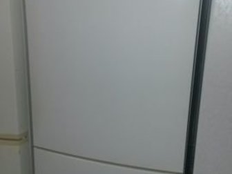Холодильник SamsungВысота - 175 смШирина - 60 смГлубина - 60 см в Кирове