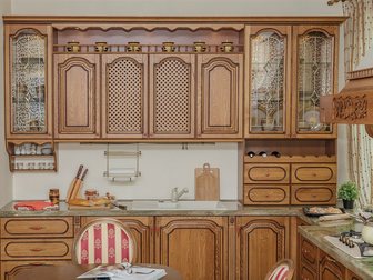 Увидеть фото Мебель для прихожей Услуги дизайнера кухонных гарнитуров 33112358 в Москве