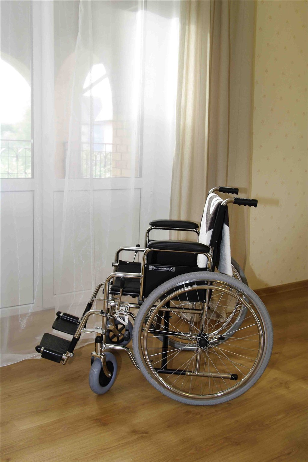 Инвалидные кресло каталки многофункциональные