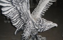 Скульптура из бетона Орел