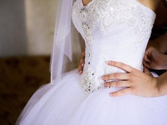 Смотреть фотографию  Пошив свадебных и вечерних платьев на заказ 51294262 в Москве