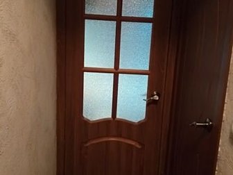 Дверь на кухню со стеклом, размер 70*200, короб, дверная ручка в Мурманске