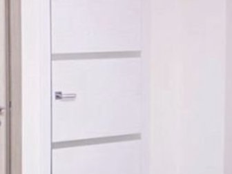 Продам Дверь «Софья «, размер 2000??700,  в неё входит :классический короб PVC,наличники только с одной стороны PVC;замок язычковый ,накладные петли ,дверь суперская в Мурманске