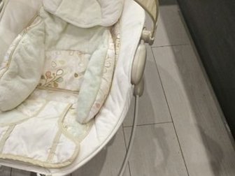 Шезлонг для малышей,  Съёмная дуга, сиденье полностью можно снимать, анатомическая спинка, Состояние: Б/у в Одинцово