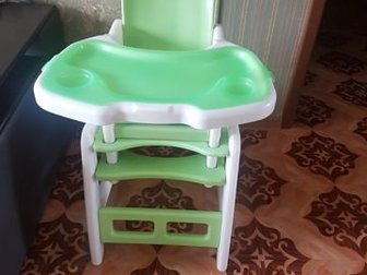 Детский стул трансформер делается отдельно стул и столСостояние: Б/у в Петропавловске-Камчатском