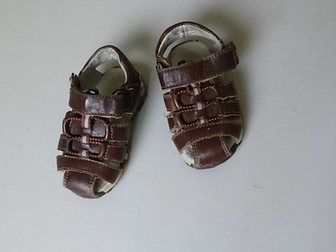 Просмотреть foto  Продам детские сандалии 33150890 в Прокопьевске