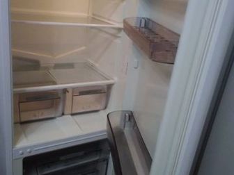Продам холодильник в прекрасном рабочем состоянии как внешне так и внутри,  Весь беленький, чистый,без жёлтого пластика,  Полки и ящики все целые,  В ремонте никогда в Раменском