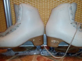 Свежее фото Спортивный инвентарь коньки для фигурного катания 34238669 в Саратове