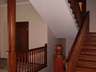 Просмотреть изображение Отделочные материалы Лестницы на заказ из любых пород древесины 33338668 в Тольятти