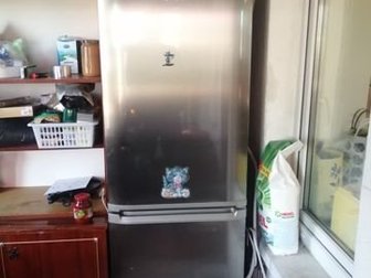 Холодильник аристон в хорошем состоянии, рабочий, два компрессораСостояние: Б/у в Твери