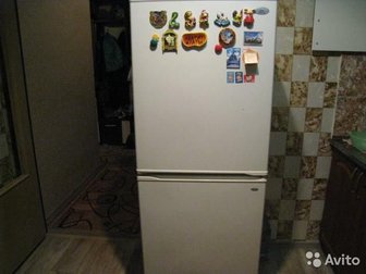 Холодильник АТЛАНТ двухкамерный в рабочем состоянии размеры 160х60х60 в Великом Новгороде