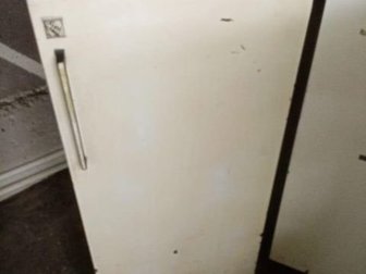 надежный рабочий холодильник,  торг в Великом Новгороде
