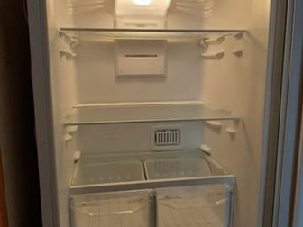хороший холодильник в Великом Новгороде