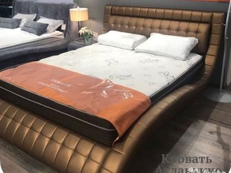 Шикарная кровать,с объемным изголовьем,цена в размере 160 на 200, основание-металическоеСостояние: Новое в Вологде
