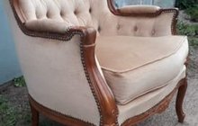Кресло в стиле рококо